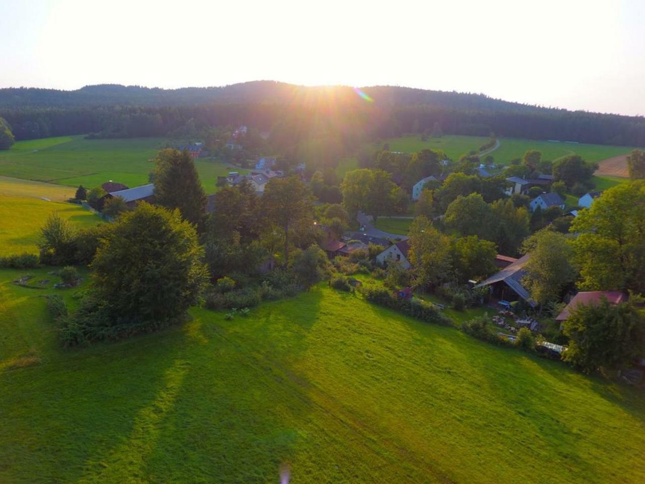 Апартаменты Idyll Im Gruenen Бад Александерсбад Экстерьер фото