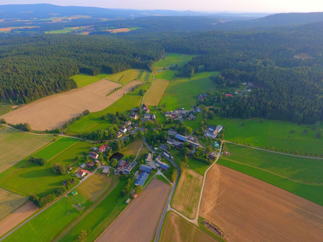 Апартаменты Idyll Im Gruenen Бад Александерсбад Экстерьер фото